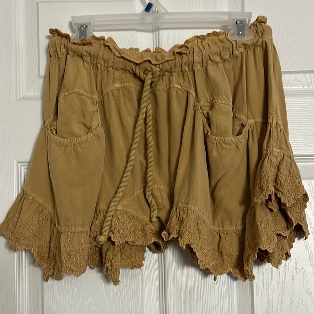 Free people Mariella pull on shorts